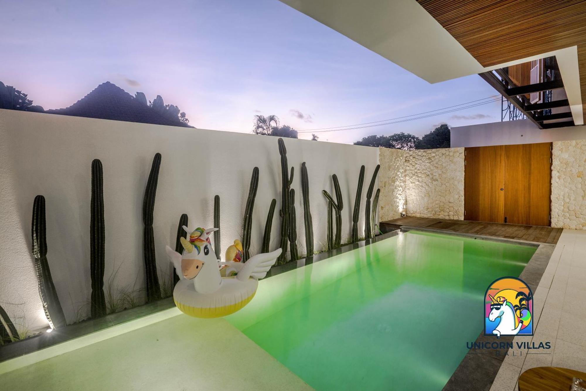 קנגו Villa Rufina - By Unicorn Villas Bali מראה חיצוני תמונה
